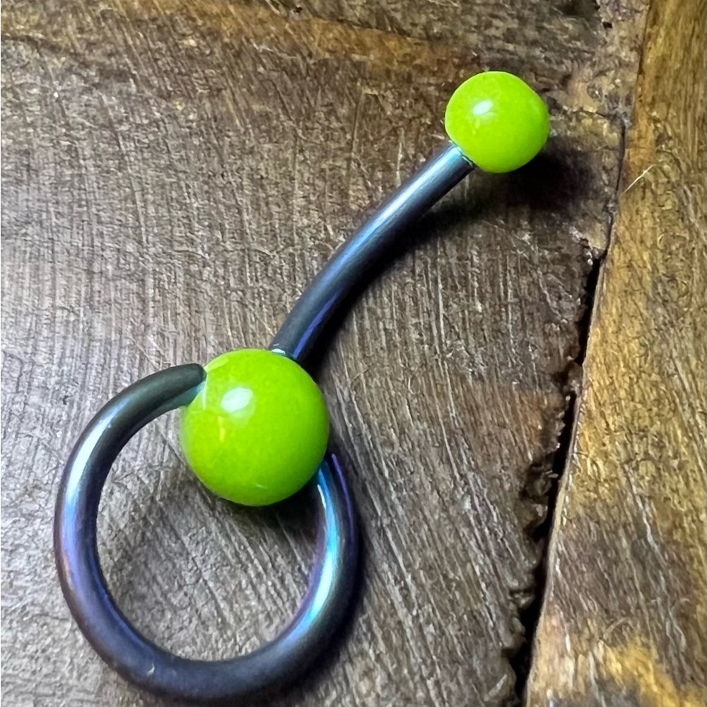 Belly ring